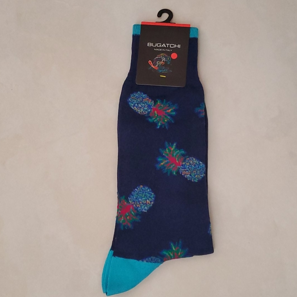 NWT Bugatchi Mens Mid-Calf Fine Italian Socks
